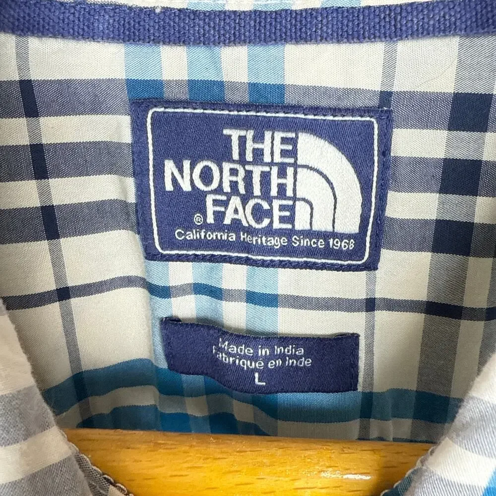 The North Face Men's Blue & White Plaid Two Pocket Button Front Shirt Size Large